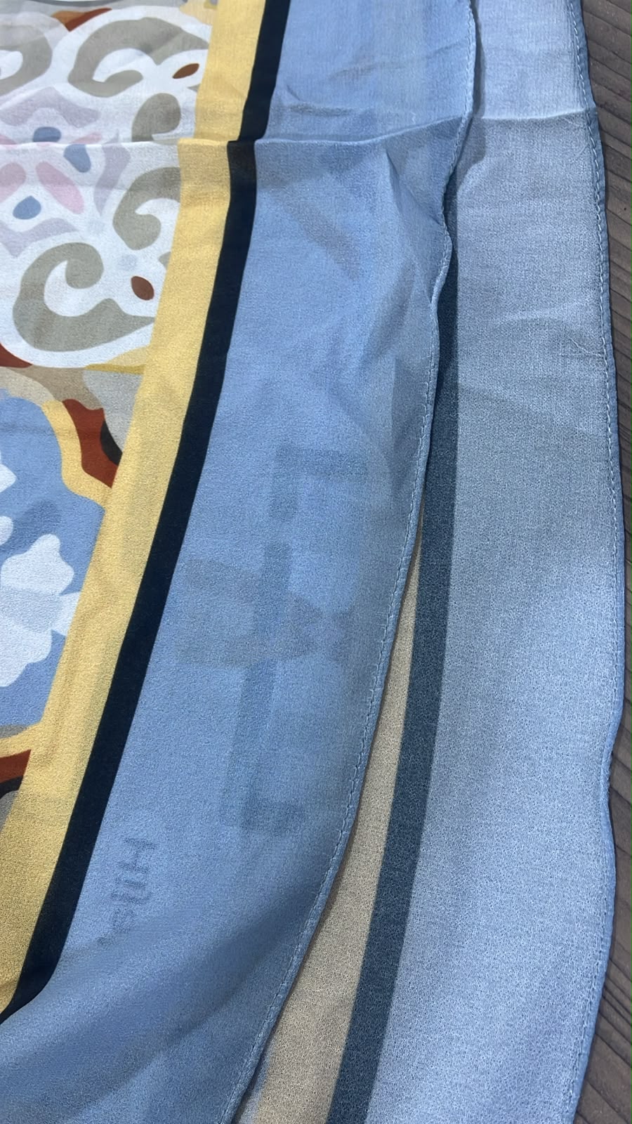Patterned Chiffon Veil - (Out-YEB03)