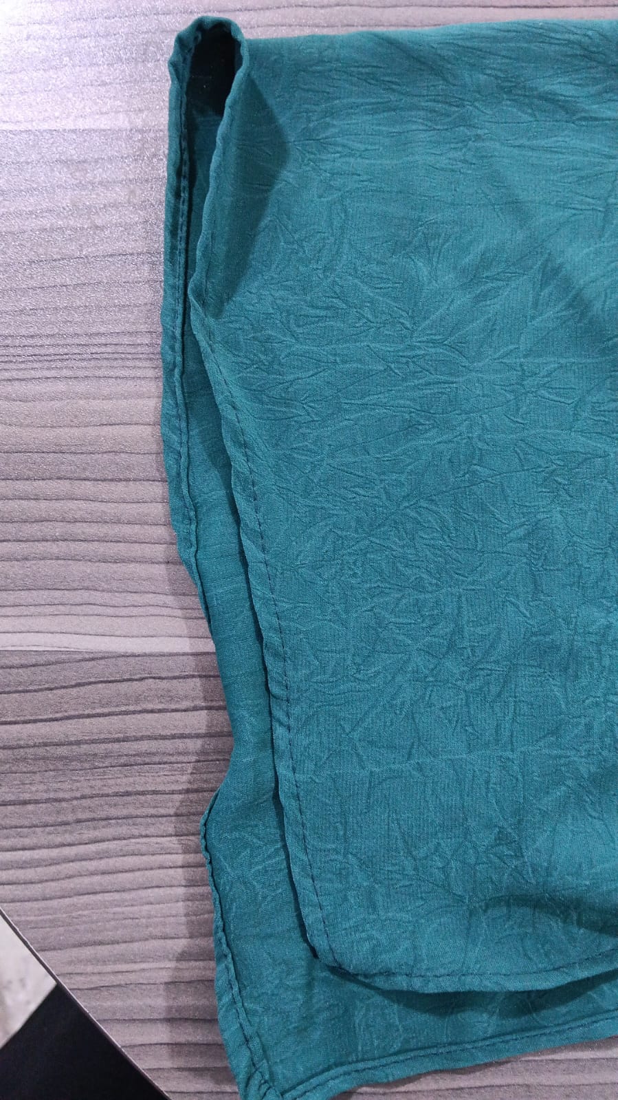 Isdal Bareeq - Teal (IB02)