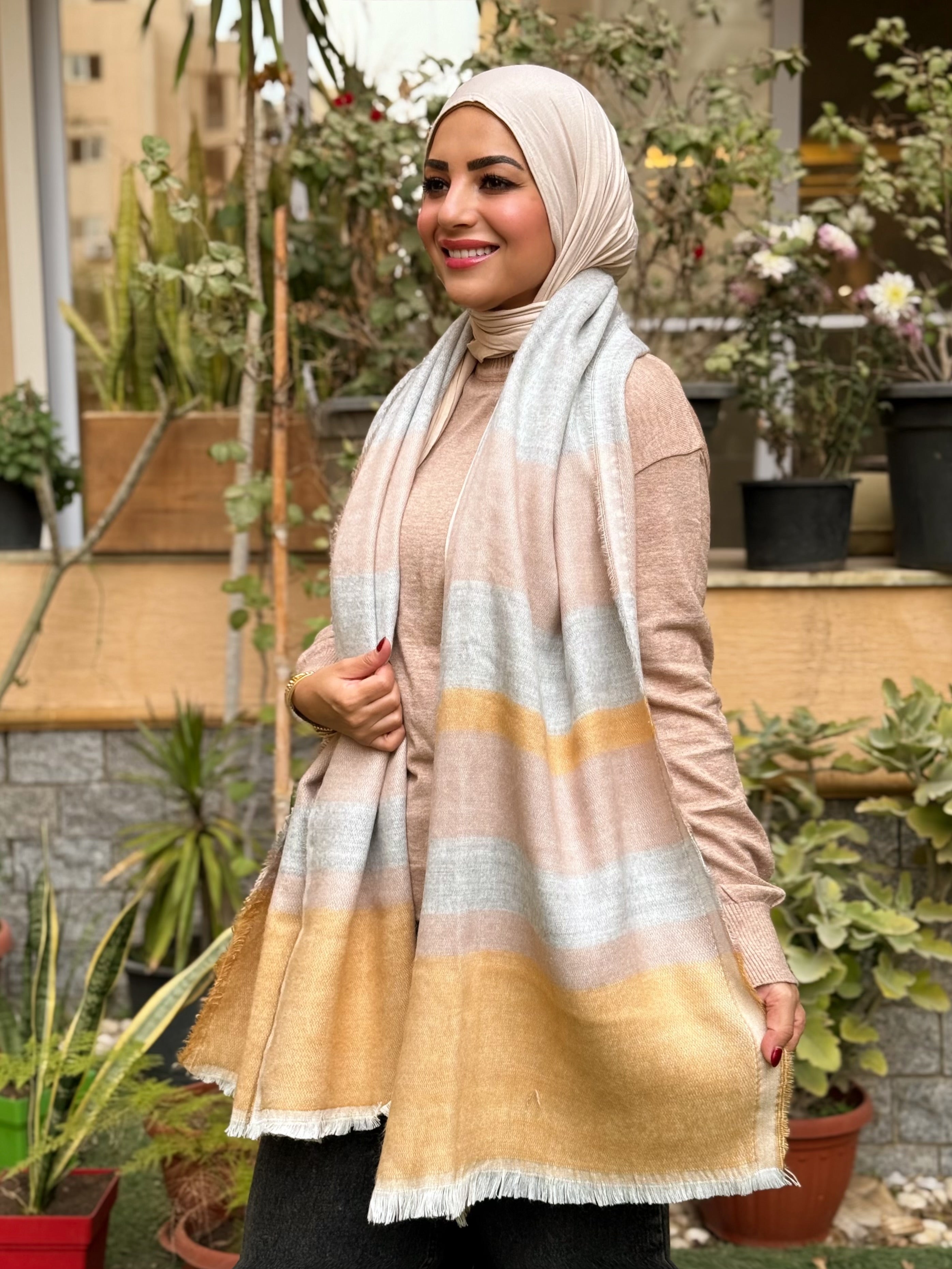 Winter shawl - Beige