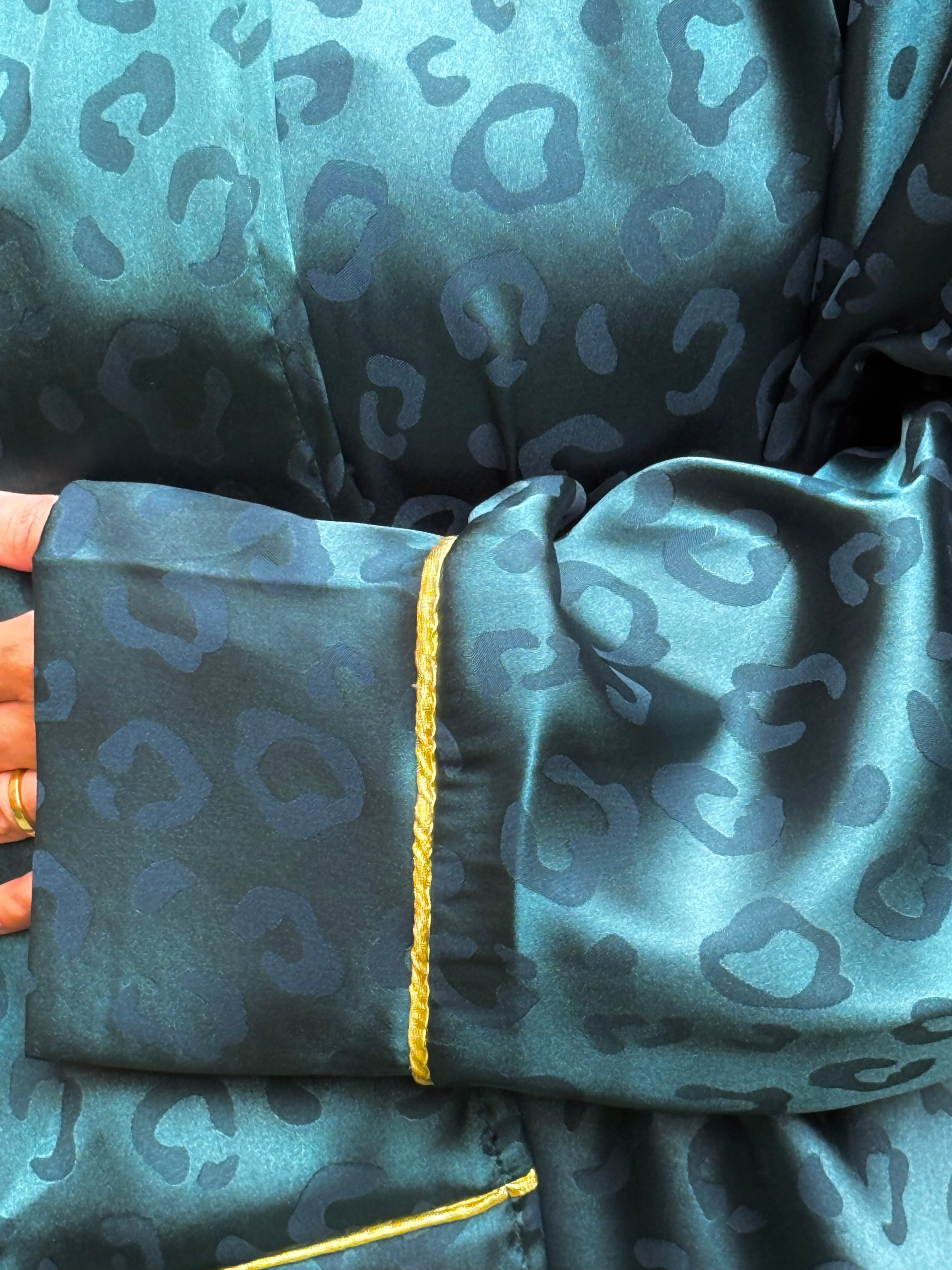 Isdal Ghazal - Forest green