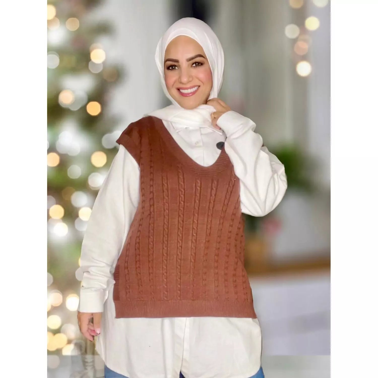 Knitted Vest - brown